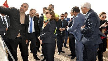 العيون :شرفات اليدري افيلال تقوم بزيارة تفقدية لورش حماية مدينة العيون من الفيضانات