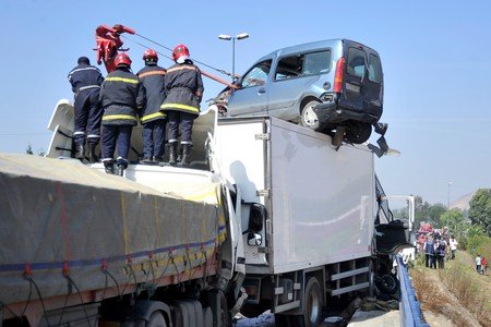وزير:انخفاض طفيف في عدد قتلى حوادث السير عام 2017
