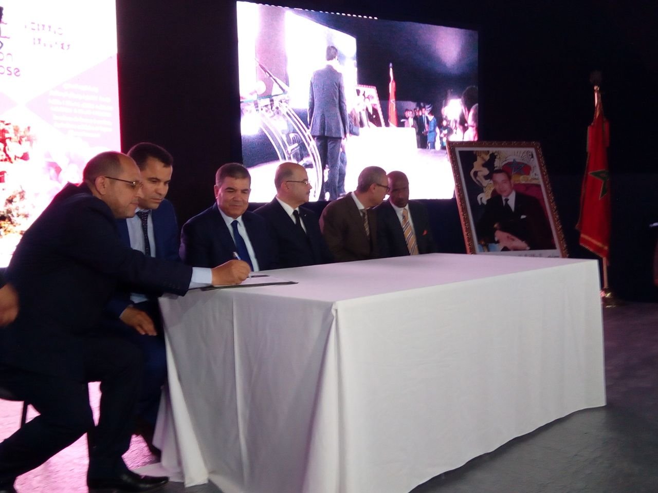 تنغيير: مشايع تنموية محورالدورة 56 لموسم العطر الوردي بتنغير.