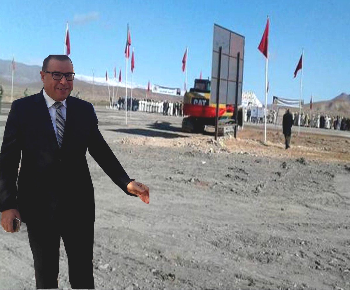 الرشيدية:والي جهة درعة تافيلالت يتفقد سير اشغال تعزيز البنية الطرقية بجماعة تاديغوست