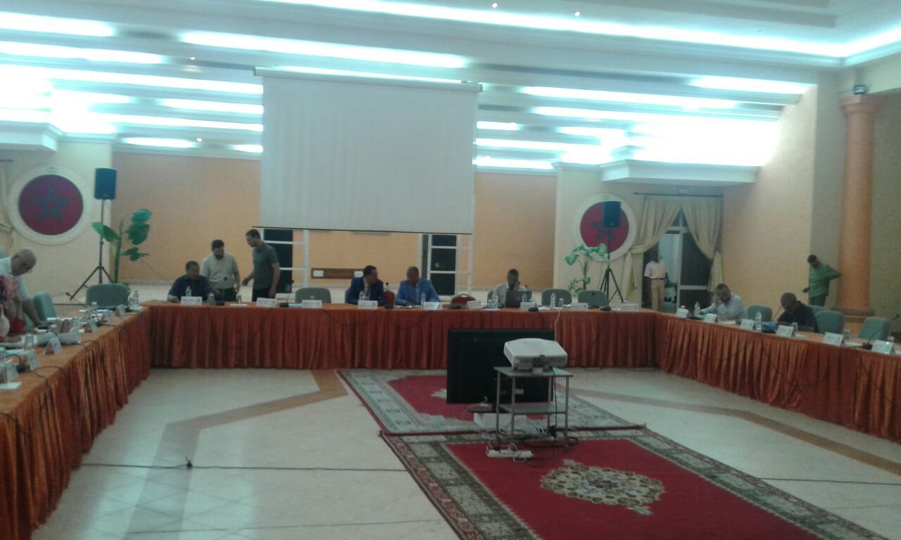 الرشيدية:عدم اكتمال النصاب القانوني ..يرجئ الدورة الاستثئنائية لجماعة الرشيدية الى يوم غد الجمعة