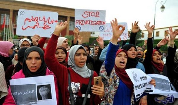 الأساتذة المتعاقدين فوح 2016 متذمريين من تأخر المديرية الإقليمية بالرشيدية في الإعلان عن تاريخ الحركة الانتقالية