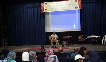 الرباط: جمعية فجيج للتنمية والتضامن تنظم تظاهرة فنية بمشاركة فعاليات ثقافية وجمعوية محلية
