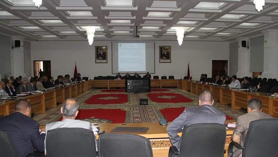 مجلس جهة الداخلة وادي الذهب يعرض حصيلته في مجال التكوين والتشغيل