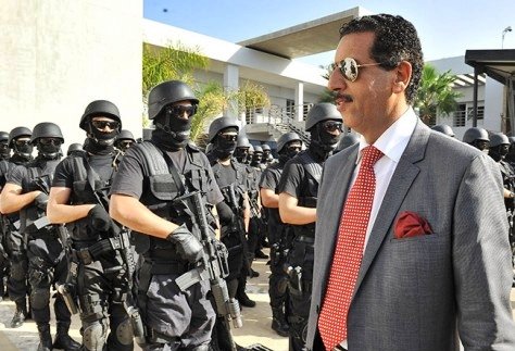 توقيف 14 شخصا للاشتباه في ارتباطهم بشبكة إجرامية تنشط في تنظيم عمليات الهجرة غير المشروعة