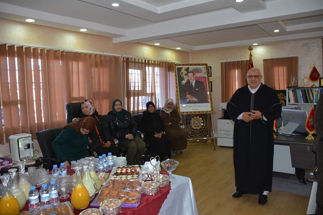 الأكاديمية الجهوية للتربية والتكوين لجهة درعة تافيلالت تحتفي بموظفاتها تخليدا لليوم العالمي للمرأة