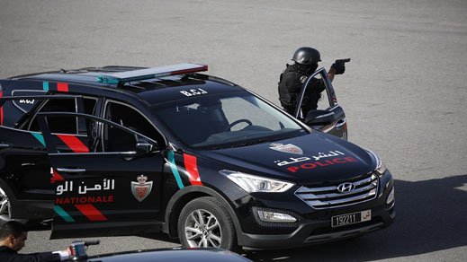 استعمال السلاح الناري لتوقيف شخصين عرضا حياة الشرطة للخطر