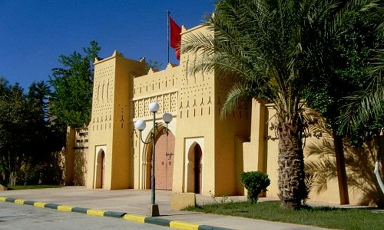 قافلة اراسموس بلوس تحط الرحال بكلية العلوم والتقنيات بالرشيدية