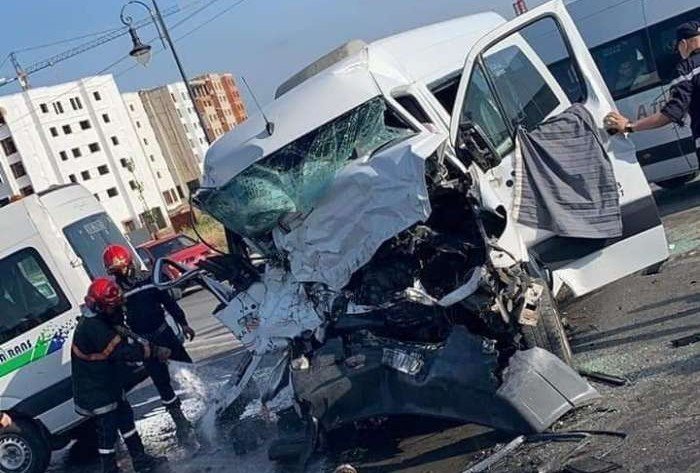 خطير:قتلى وجرحى اثر حادثة اصطدام حافلتين