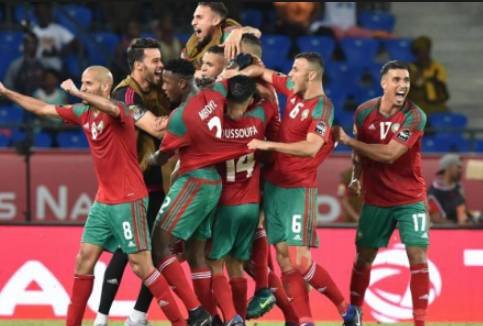 المنتخب الوطني يهزم ساحل العاج و يبلغ ثمن نهائي أمم افريقيا…