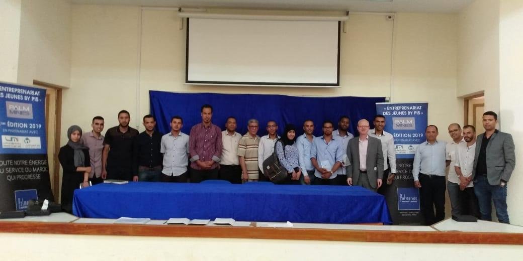 الرشيدية:حفل تتويج الفائزين بالنسخة الأولي لريادة الأعمال في برنامج ” SPIN OFF BY PIS”