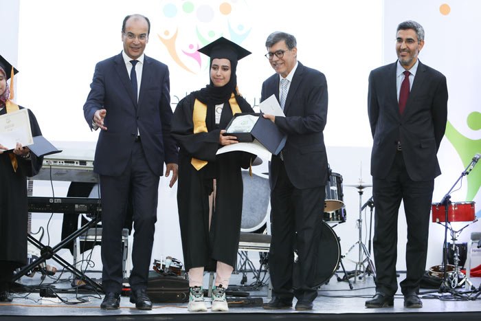 مجلس عمالة الدار البيضاء يحتفي بالمتفوقين الحاصلين على شهادة الباكالوريا برسم 2019