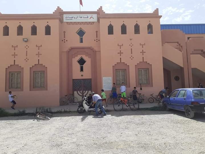 مشكل قاعة الرياضات بمدينة كلميمة!!!