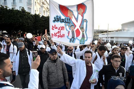 التصعيد عنوان الخطوات المقبلة “للمتعاقدين” و إفراغ حجرات المدارس خطوة ٱولية