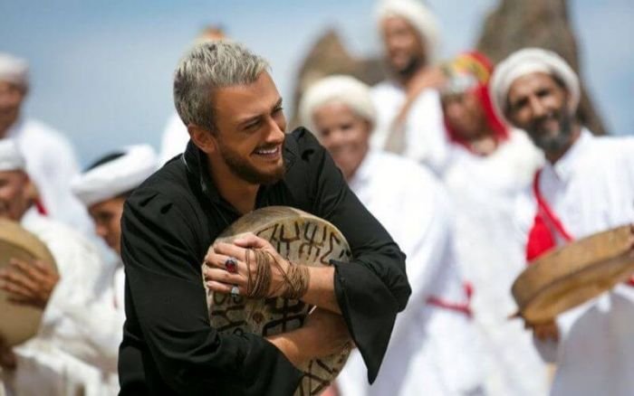 انفراد…مفاوضات مع لمجرد للغناء في العيون..