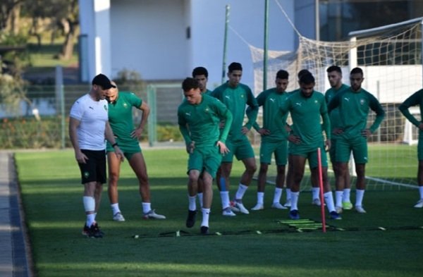 أسود الأطلس يخوضون حصتين تدريبيتين بياوندي