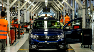 دولة عربية تعفي سيارات رونو المصنعة بالمغرب من الرسوم الجمركية