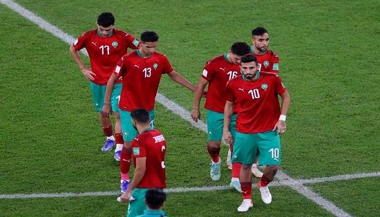 كورونا يتوغل في صفوف منتخب المغرب قبيل مواجهة مصر