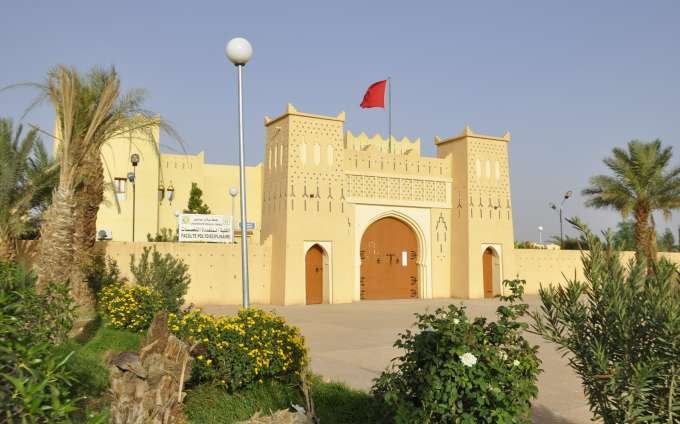 دورة تكوينية لفائدة الأساتذة الباحثين حديثي التوظيف بجامعة مولاي اسماعيل بالرشيدية