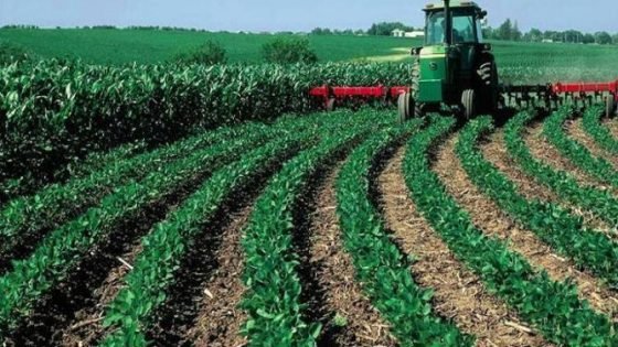 الزراعات المثمنة للماء والبحث العلمي وترشيد الموارد المائية أهداف أساسية للقطاع الفلاحي