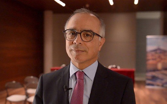 وزارة التعليم تعلن استعدادها للإعلان عن برمجة جولات الحوار بشأن ملف “التعاقد”