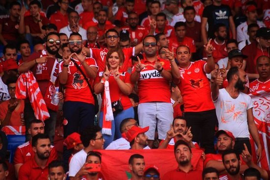 جماهير الوداد البيضاوي تطالب المسؤولين بإنقاذ الفريق