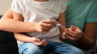 الرشيدية: دورة تكوينية حول كيفية التعامل مع الأطفال المصابين بالسكري