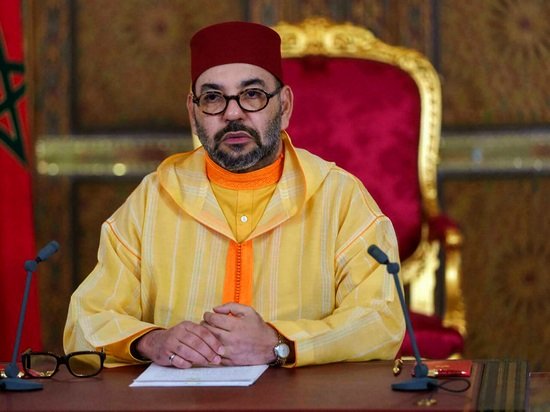 جلالة الملك يستقبل أخنوش والصديقي ببوزنيقة