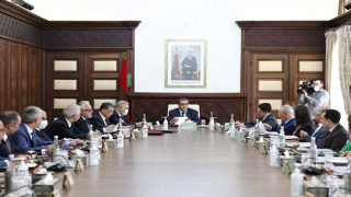 تصحيح الإمضاء ومطابقة نسخ الوثائق على طاولة مجلس الحكومة الخميس