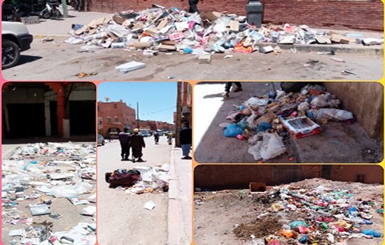 الأوساخ والأزبال تؤثت مدينة الورود، ورئيس المجلس الجماعي خارج التغطية