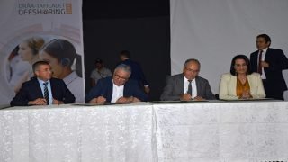 رئيس مجلس جهة درعة تافيلالت يوقع مذكرة تفاهم تهم المناطق الصناعية بالجهة - الحدث بريس