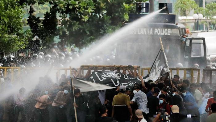 الإفلاس يهدد دولا فقيرة إحداها عربية.. وخبراء يحذرون من الأسوأ