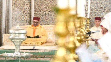 جلالة الملك يترأس بمسجد حسان بالرباط حفلا دينيا إحياء لليلة المولد النبوي الشريف