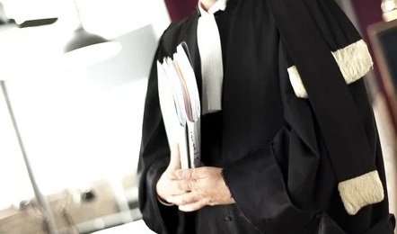 الحكومة تقر ضريبة جديدة على المحامين
