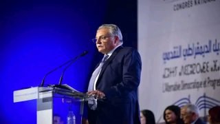 الملك يُهنئ نبيل بنعبد الله بمناسبة انتخابه أميناً عاماً لحزب الكتاب