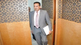 هل قدم المهاجري استقالته من لجنة الداخلية بالبرلمان؟