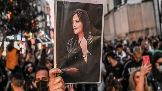 إيران.. ارتفاع عدد القتلى إلى 288 واعتقال 50 صحفيا