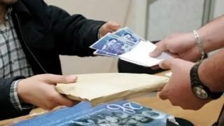 تقرير : معدل مكالمات التبليغ عن الرشوة يبلغ 100 مكالمة يوميا