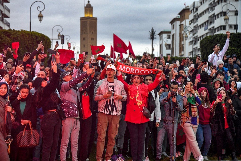 في ليلة مباراة الأسود ضد فرنسا.. مغاربة يترقبون تأهل تاريخي الى نهائي المونديال