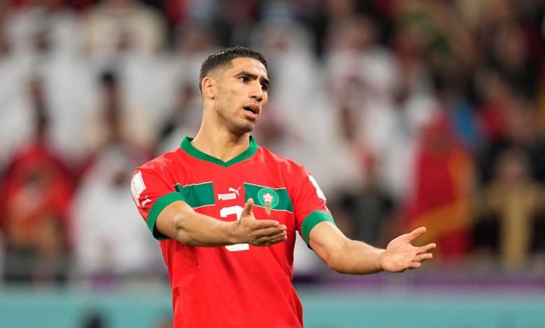 القصة الكاملة لخلاف حكيمي مع رئيس الفيفا