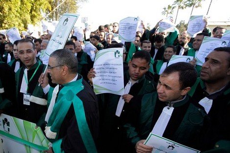 قضاة المغرب يرفضون تمديد سن التقاعد