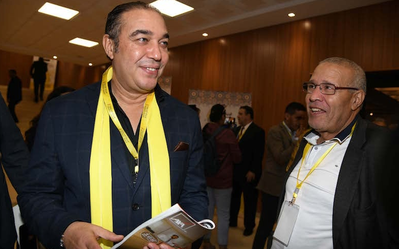 أوزين يسعى لمحاصرة الحكومة بإثارة فضيحة التذاكر في قبة البرلمان