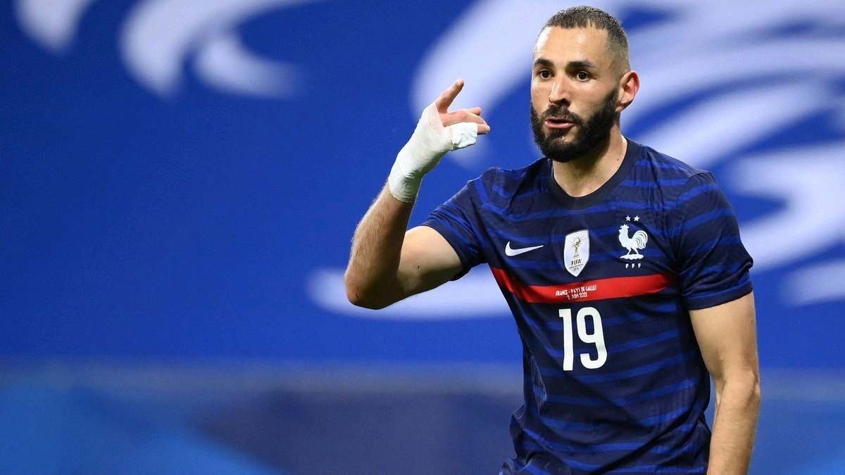 هل سيكون بنزيما حاضرا في مباراة المغرب وفرنسا؟