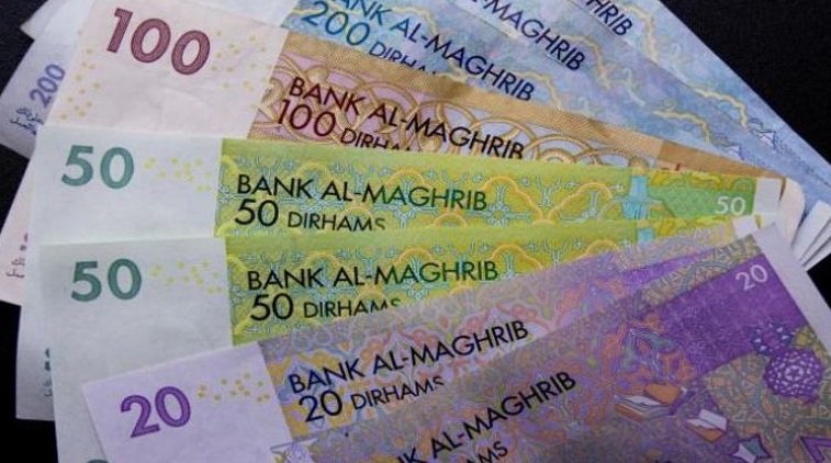 صعود صرف الدرهم أمام الدولار ينعش طلبيات الاستيراد