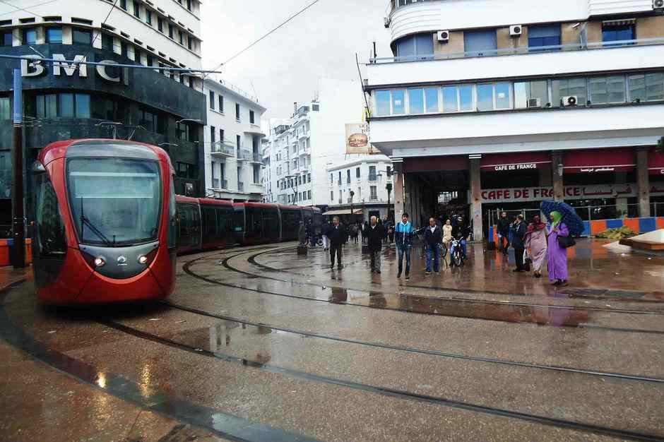 طقس ممطر في مناطق متفرقة اليوم الأربعاء