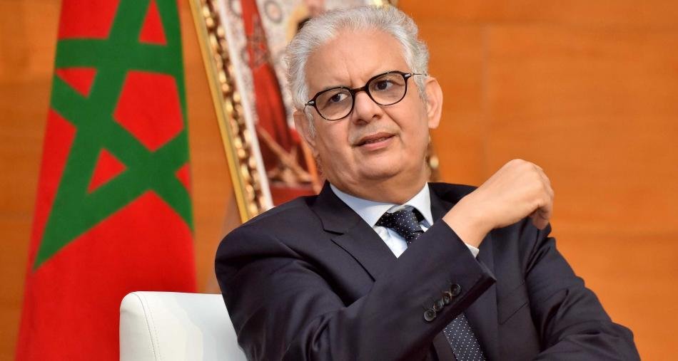 بركة يُدشن السنة الجديدة بإعفاءات في وزارته