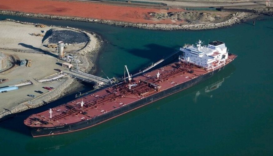 شحنة مهمة من النفط الروسي في طريقها إلى المغرب