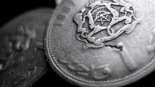 الدولار يتراجع بنسبة 0,26 في المائة مقابل الدرهم