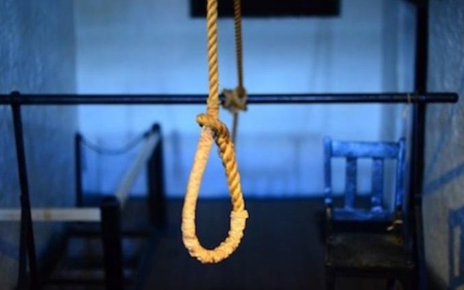 اربعيني يضع حدا لحياته شنقا داخل منزله في الرشيدية