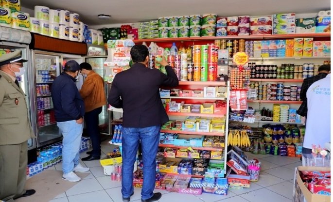 التجار بالتقسيط يحملون الحكومة مسؤولية الإرتفاع المهول للأسعار
